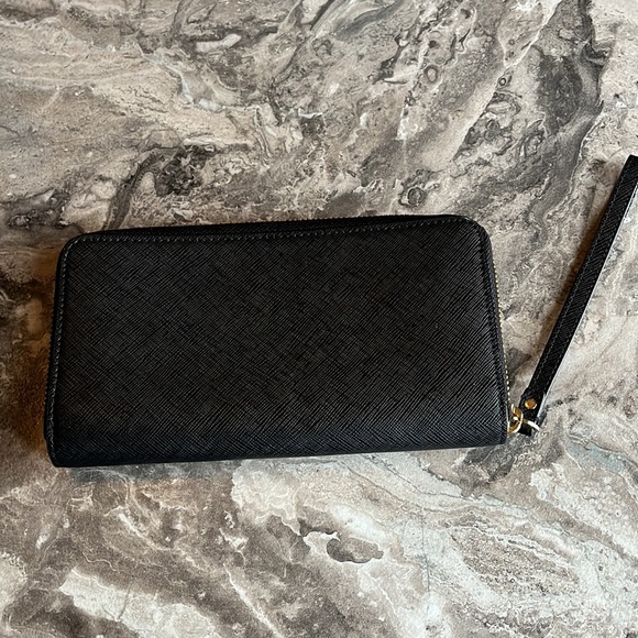 Kate Spade wristlet - Picture 2 of 4